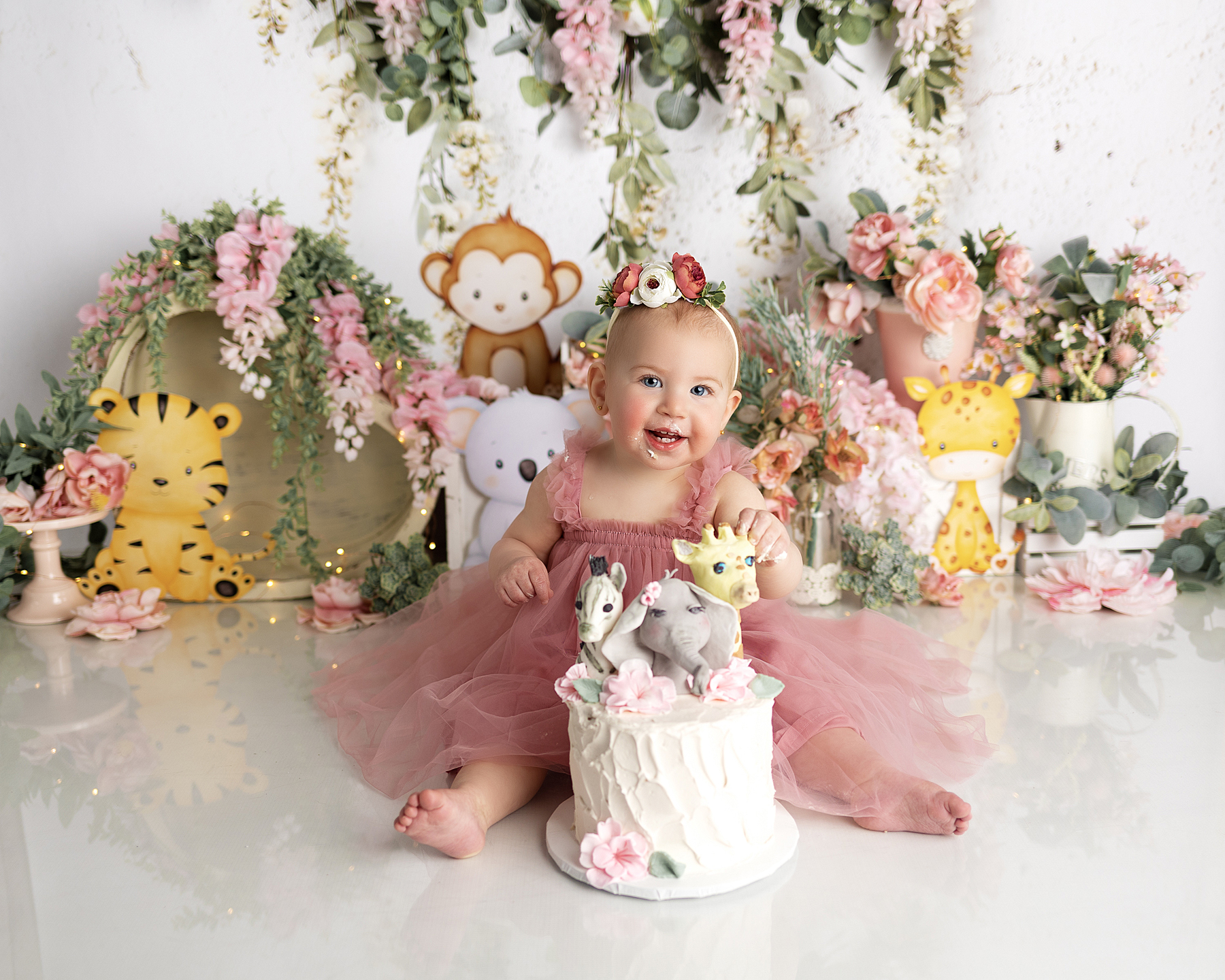 Cake Smash Connecticut Best Cake Smash Photographer First Birthday photoshoot