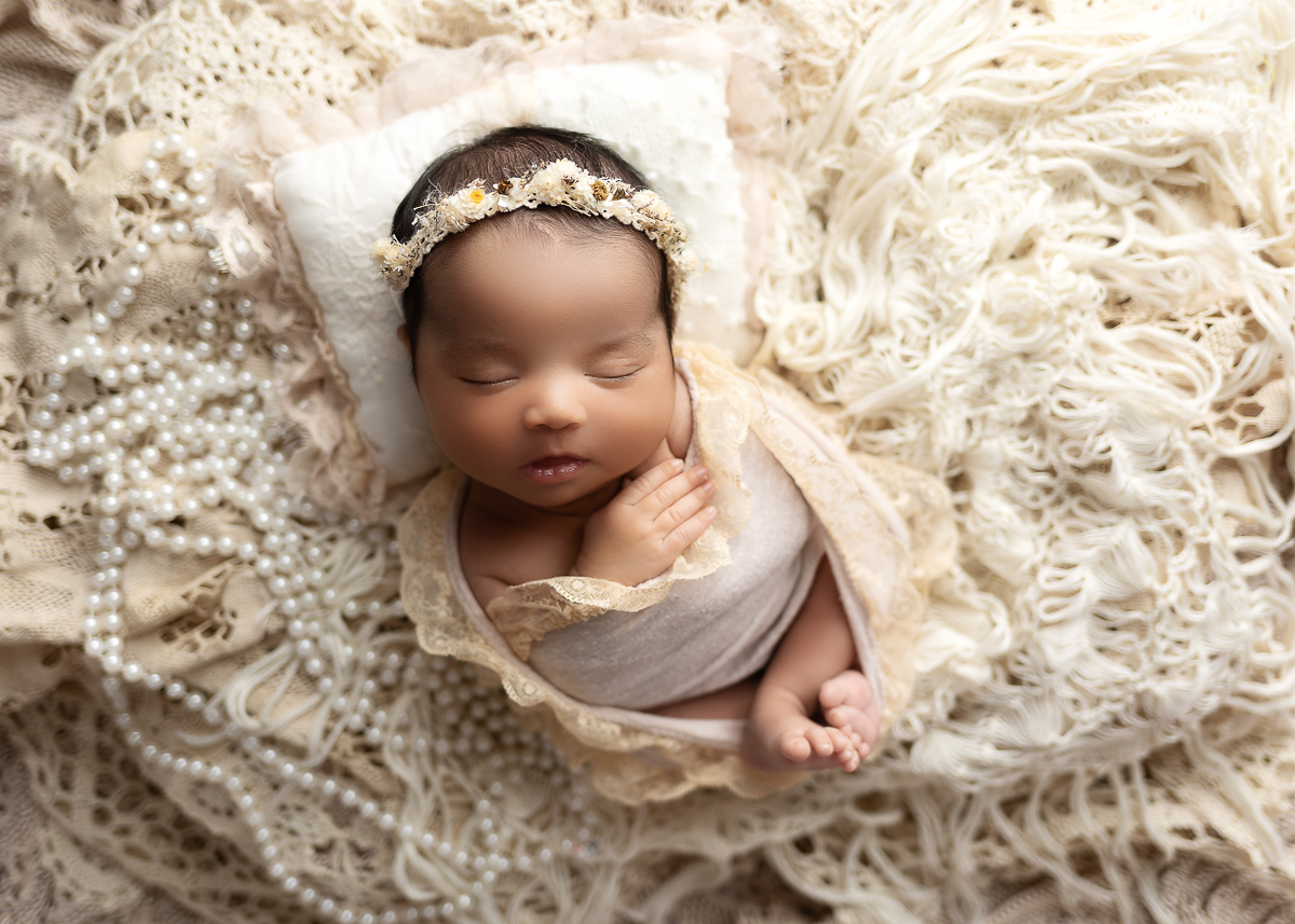 Connecticut & NY Best Newborn Infant Photographer